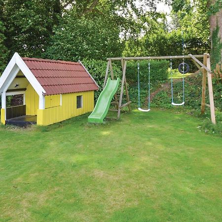 2 Bedroom Pet Friendly Home In Broager 外观 照片