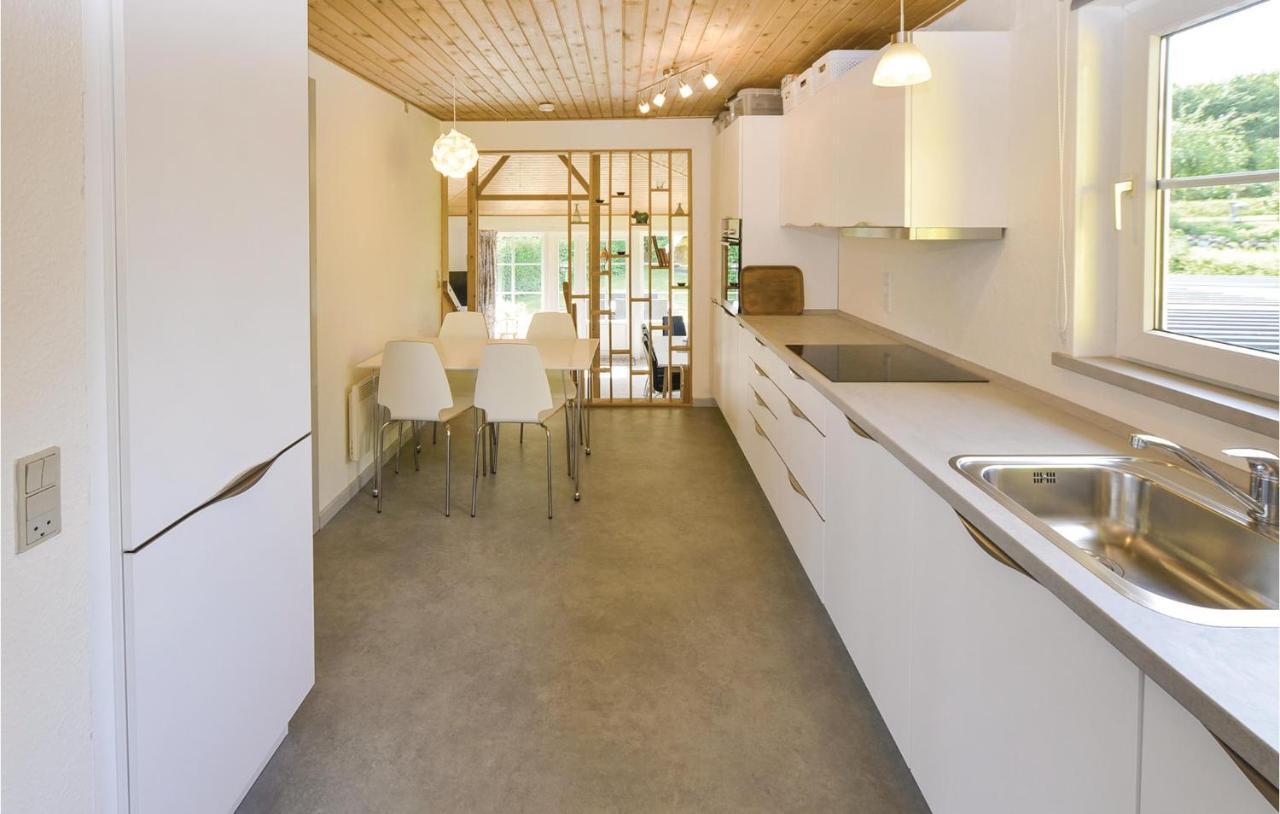 2 Bedroom Pet Friendly Home In Broager 外观 照片