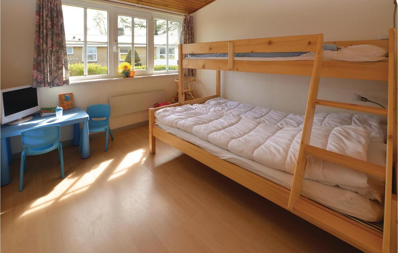 2 Bedroom Pet Friendly Home In Broager 外观 照片